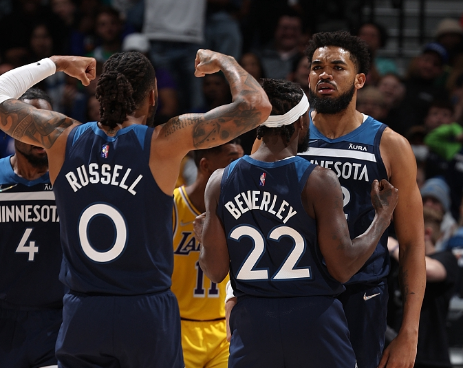 把边角球打 把边角球打